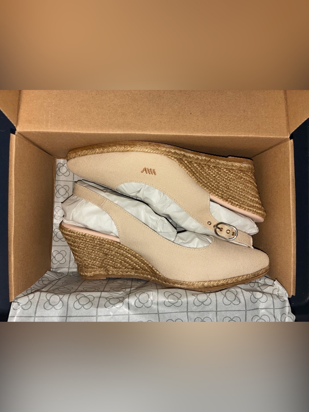 NEW Viscata Palomera Canvas Strap Espadrille in Beige For Women's Size 7